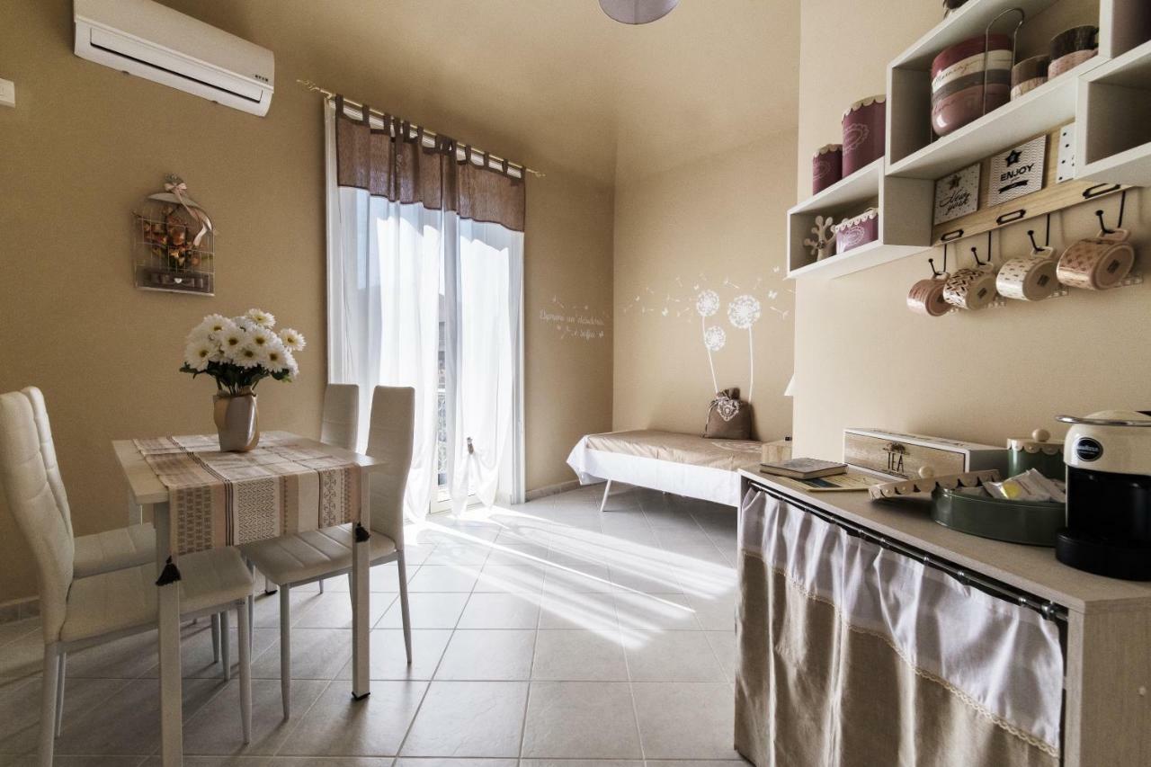 Casa Dolce Casa - Guest House Santo Stefano di Camastra Esterno foto